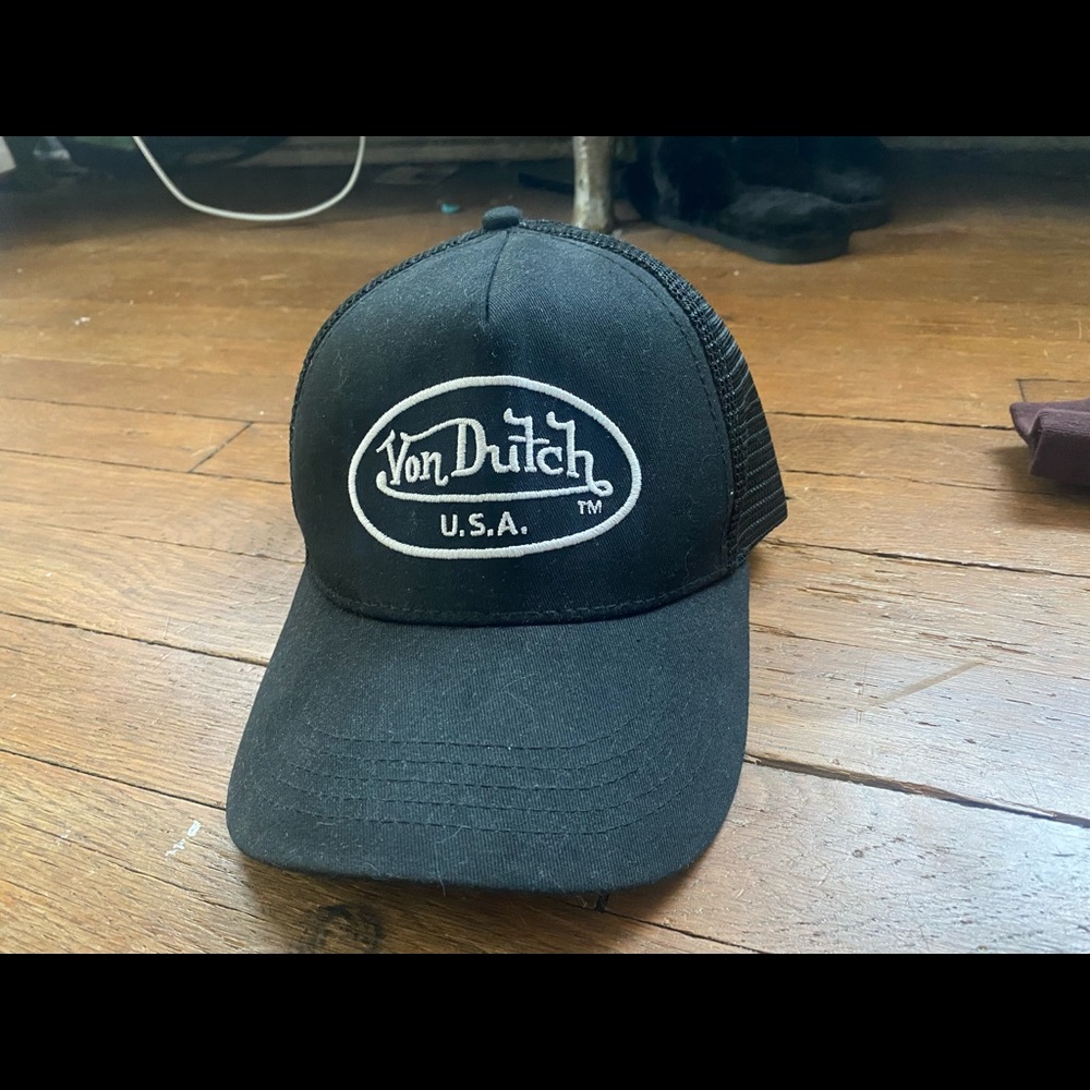 von dutch trucker cap